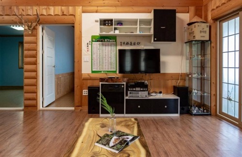 Yangsan House | Yangsan Modoomodoo Pension