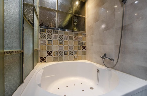 Yangsan Hotel | Yangsan Mulgeum 369