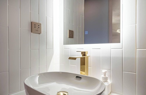 Yangsan Hotel | Yangsan Seoksan Denbasta Hotel