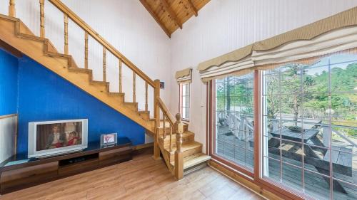 Yangyang House | Yangyang hwansangeui seong pension