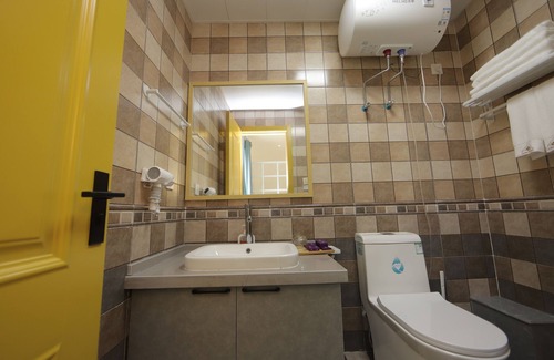 Yanji Hotel | Yanji May Lilac Homestay Village