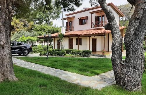 Pyrgos Villa | Yannis Villa