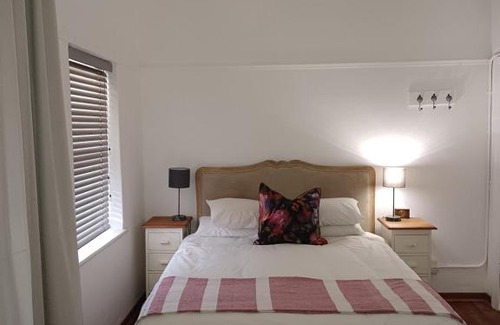 Colesburg House | Yardley Cottage