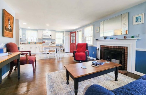 West Yarmouth House | Yarmouth Escape - Near Seagull Beach/Pet Friendly