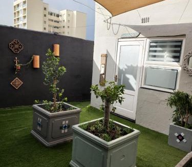 Strand House | Yello Hotel