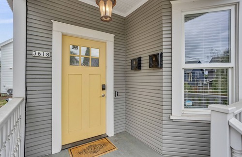 Boise House | Yellow Door at the Heart of Famous Mississippi Ave