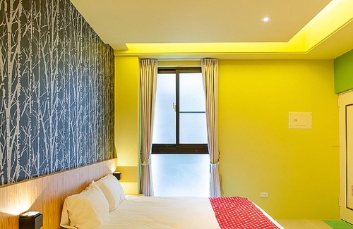 East District House | Yellow Kite