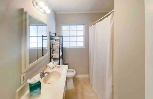 West Pensacola House | Yellow Moon - Yellow Moon