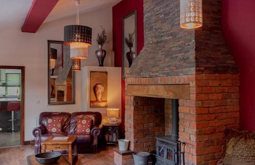 Storwood Villa | Yellowrush Lodge @ Yellowtop