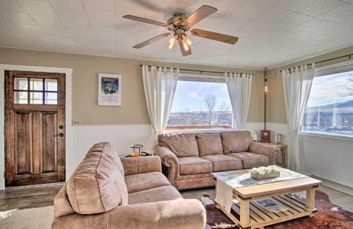 Livingston House | Yellowstone Country Family Home with View and Hot Tub