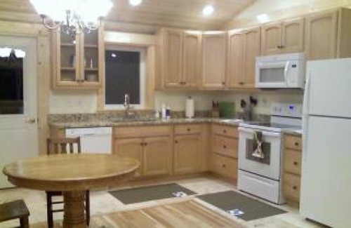 Emigrant Cabin | Yellowstone - Montana Cabin Retreat Sage Cabin - Beauty of Paradise Valley!