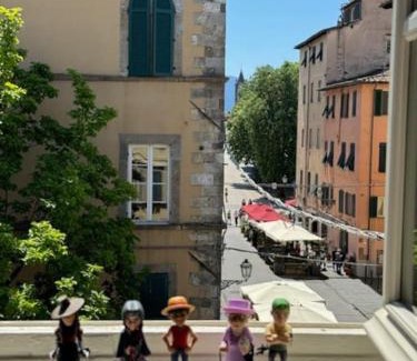 Lucca Historical Center Apartment | Yema Home-Lucca