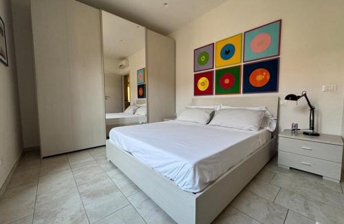 Lucca Historical Center Apartment | Yema Via di Mezzo, Lucca, Italy