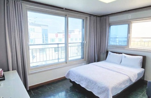 Yeongdeok Hotel | Yeongdeok Goraebul