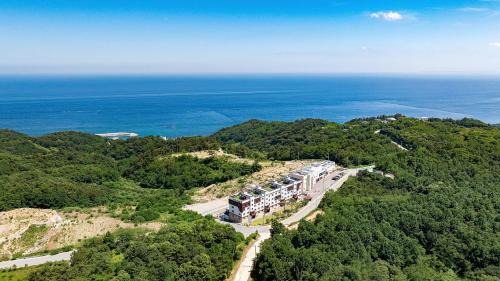 Yeongdeok Hotel | Yeongdeok The Classic Resort