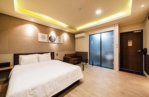 Yeongdong Hotel | Yeongdong Call Self Check-in Motel