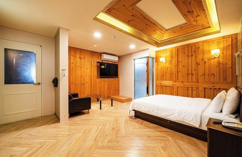 Yeongdong Hotel | Yeongdong Call Self Check-in Motel