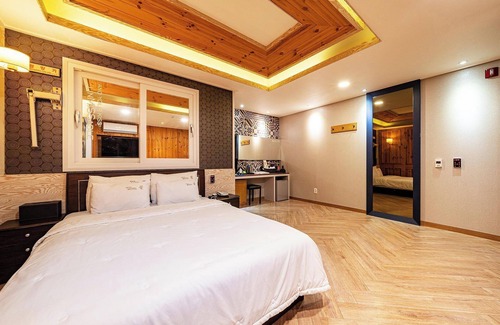 Yeongdong Hotel | Yeongdong Call Self Check-in Motel