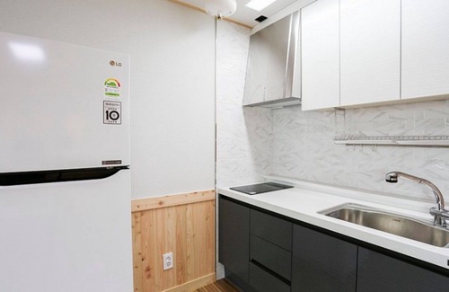 Baeksu-eup House | Yeonggwang Beach Central Pension