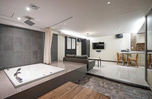 Yeongju Hotel | YEONGJU SPA TOURIST HOTEL