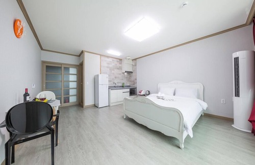 Dolsan-eup House | Yeosu Ailia Pension