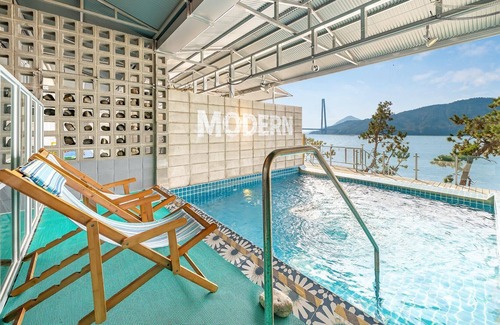 Yeosu House | Yeosu Amofu Poolvilla