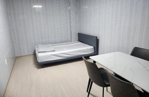 Naegi House | Yeosu Art Village 705 Pension