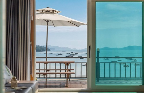 Dolsan-eup House | Yeosu Arum Oceanview Whole House Pension