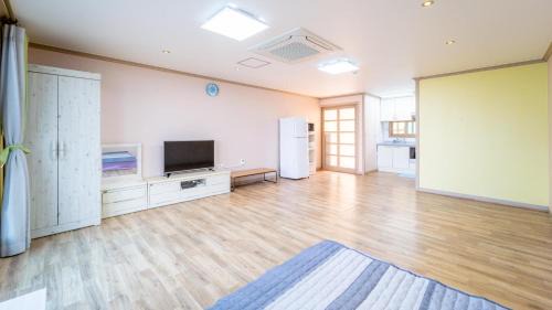 Yeosu House | yeosu moranggee pension