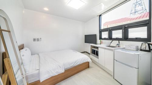 Yeosu House | Yeosu Nangmanstay pension