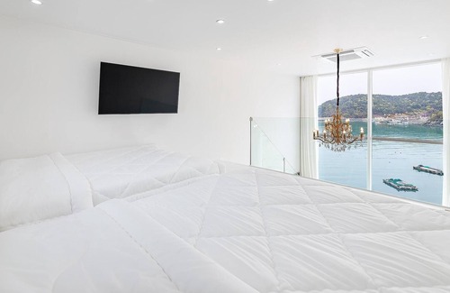 Musilmok House | Yeosu Nukim Poolvilla