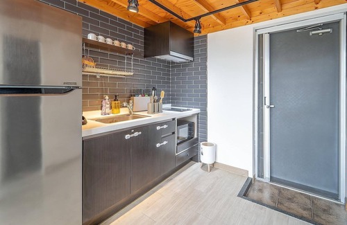 Musilmok House | Yeosu Sea&blue Family Pension