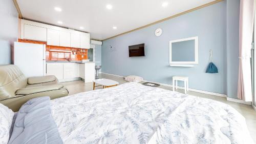 Dolsan-eup House | yeosu seuteimeong