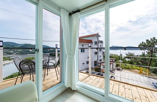 Yeosu House | Yeosu Sky Pension