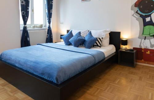 Favoriten Apartment | Yeshello Apartment near Central Station