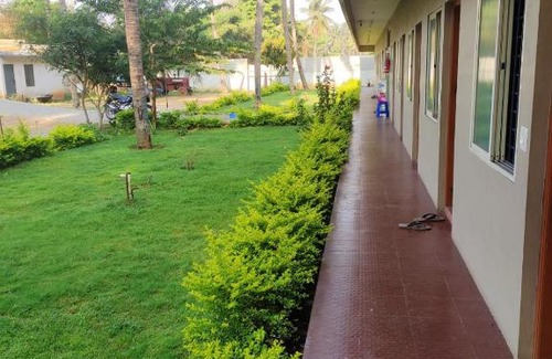 Mysore Hotel | Yeshwitha Residency