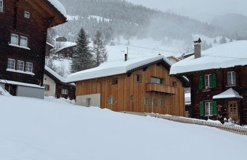 Rueras Apartment | Yeti Lodge