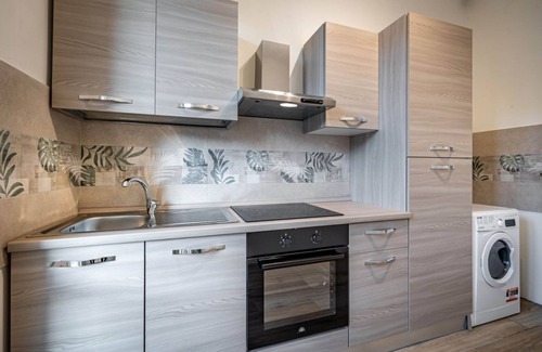 Florence Apartment | YiD Pietrafitta apartment