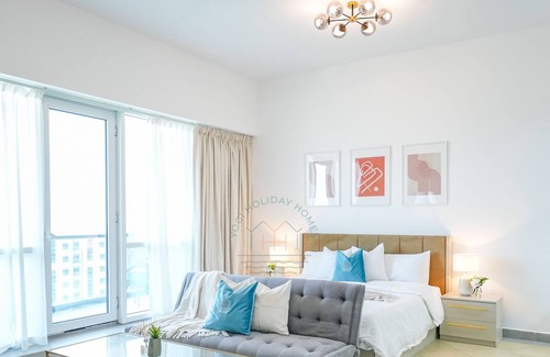 Barsha Heights Apartment | Yogi Holidays -burj Khalifa View & Sea View