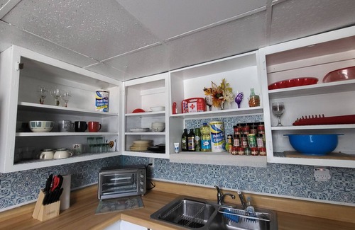 Jamestown Apartment | Yogi Nature Stay #2 3 beds with spa shower, smart tv across the street from UPMC