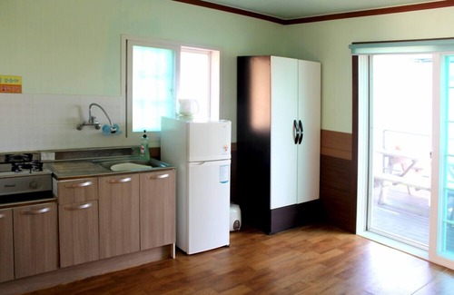 Tongyeong Condo | Yokjido Solguji Pension