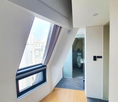 Myeongdong House | YOLO Guesthouse