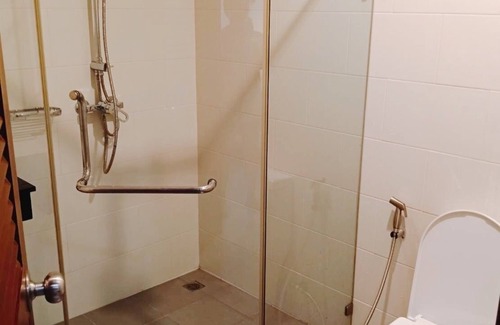 Ploenchit Hotel | Yon INN Sukhumvit 4 - BTS Nana