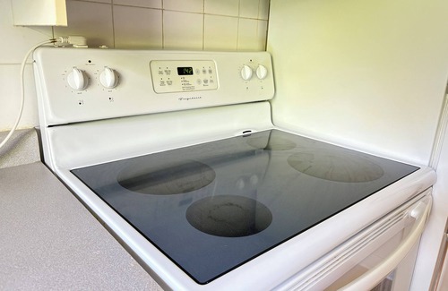 Willowdale Villa | Yonge 5B2B 5mins to North York Central Station W Parking