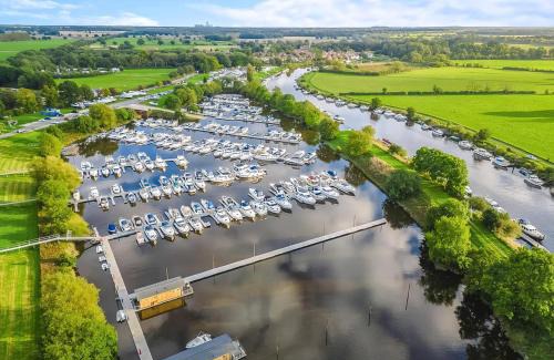 Naburn Resort | York Marina