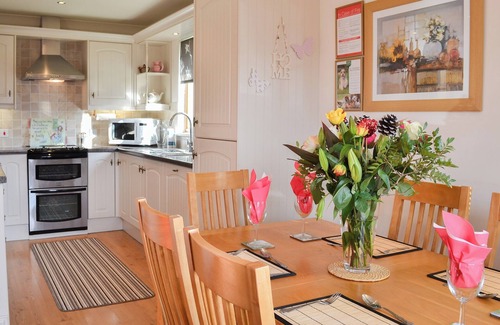 Sewerby Cottage | Yorkshire Rose Holiday Lodge