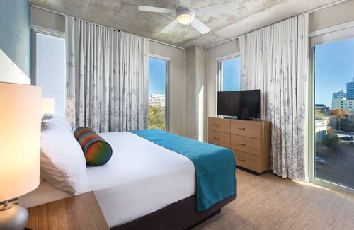 Civic District Resort | You want Austin . Your ship has landed !
