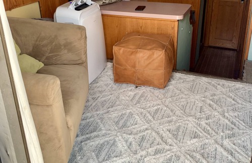 Frankfort Boat Rental | 🐠You won’t forget vacation on this 2 bdrm boat less than a mile from Frankfort