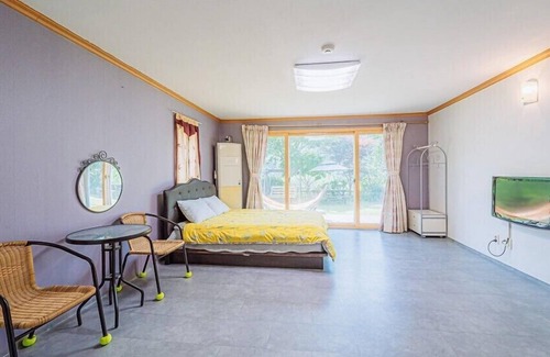 Gimsatgat House | Youngwol Cloud Garden Pension