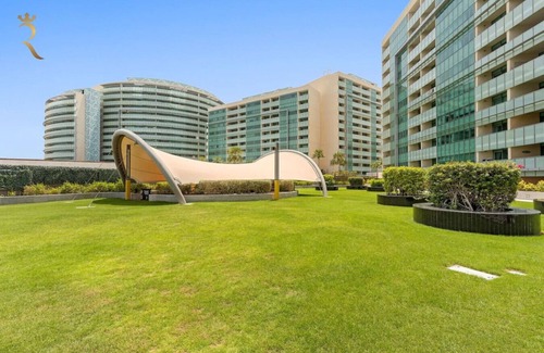 Al Raha Beach Apartment | Your 2BR Oasis in Al Muneera | WiFi & Free Parking